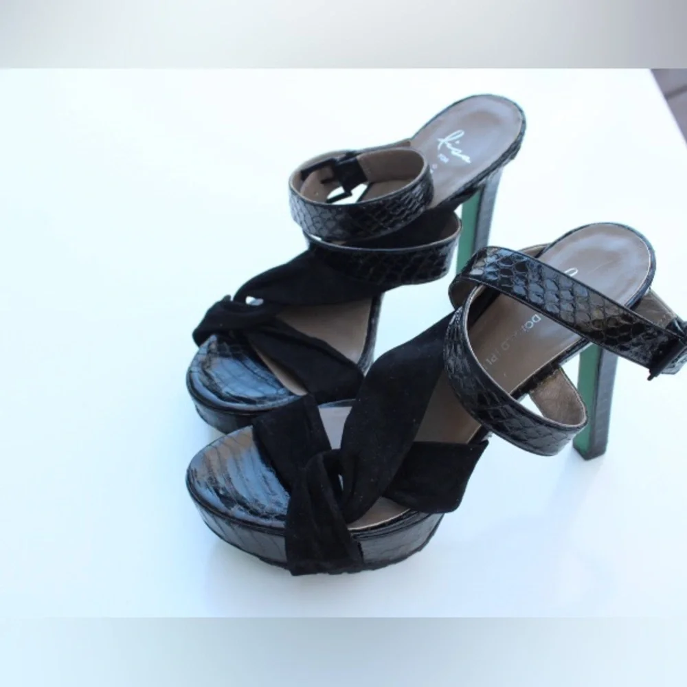 Donald J. Pliner platforms